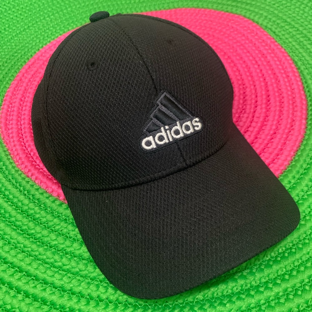 Adidas Mens basketball cap S/M